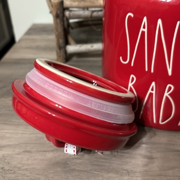 NWT Rae Dunn SANTA BABY LARGE CHUBBY CERAMIC CHRISTMAS CANISTER COOKIE JAR - Picture 10 of 12